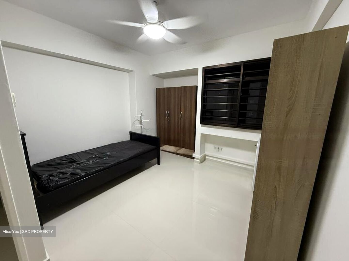 Blk 306A Anchorvale Place (Sengkang), HDB Executive #456674401